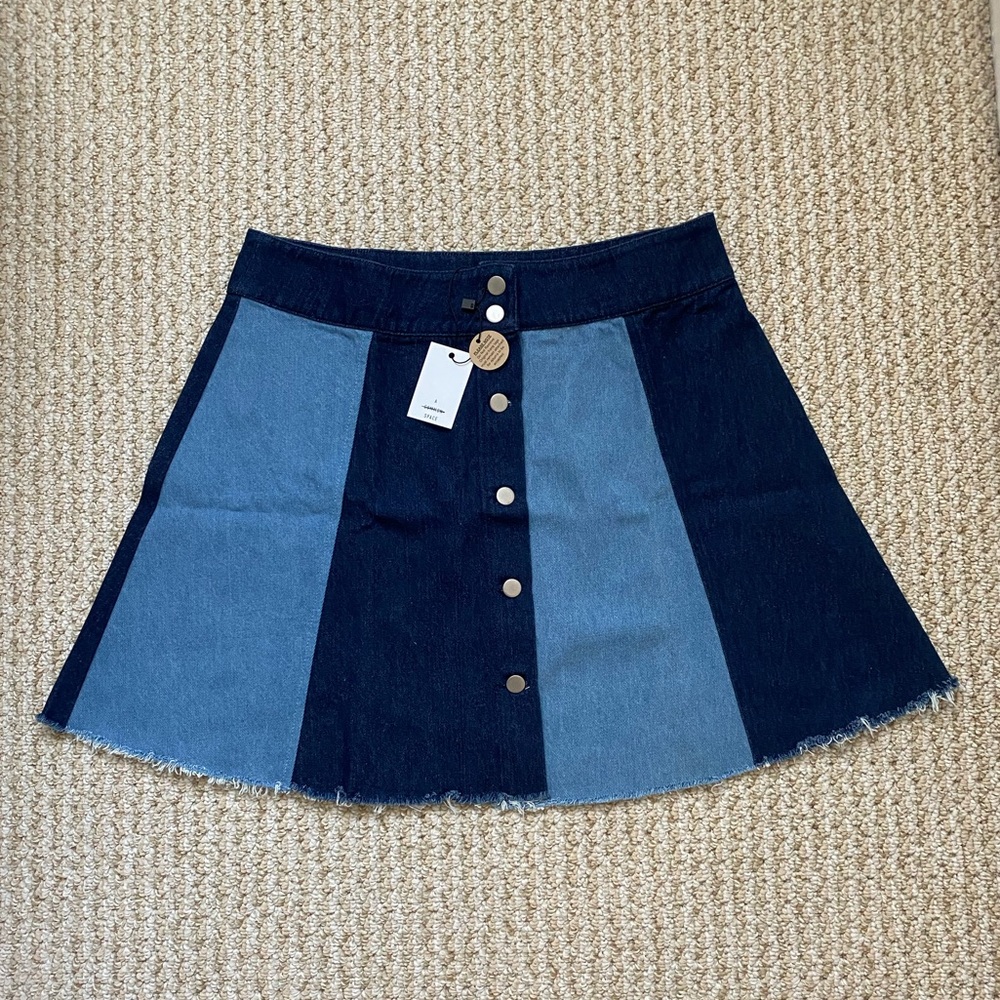 STOLEN HEARTS | Denim Mini Skirt Large - Picture 11 of 16